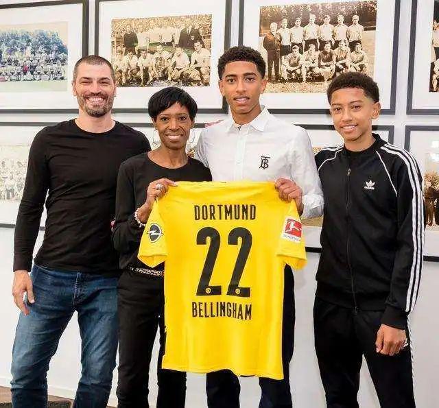 发生戏剧性 发生戏剧性